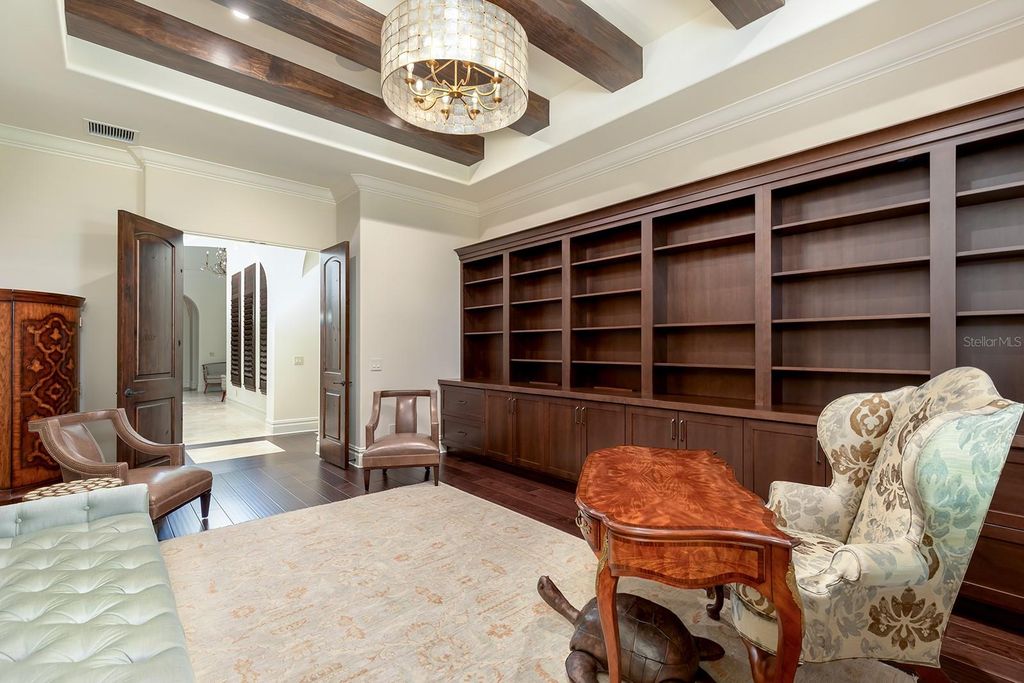Image 26 of property listing at 9144 ISLEWORTH GARDENS DRIVE, Windermere, FL 34786