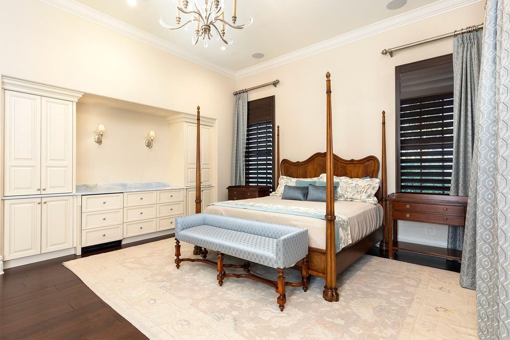 Image 32 of property listing at 9144 ISLEWORTH GARDENS DRIVE, Windermere, FL 34786