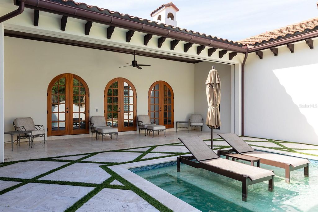 Image 55 of property listing at 9144 ISLEWORTH GARDENS DRIVE, Windermere, FL 34786