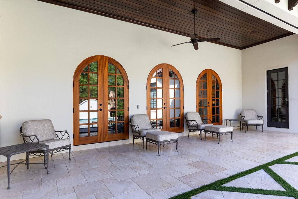 Image 57 of property listing at 9144 ISLEWORTH GARDENS DRIVE, Windermere, FL 34786
