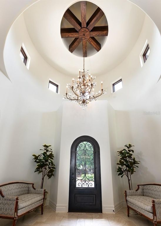 Image 7 of property listing at 9144 ISLEWORTH GARDENS DRIVE, Windermere, FL 34786
