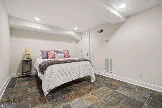 2311 Cumberland Drive SE, Smyrna, GA 30080