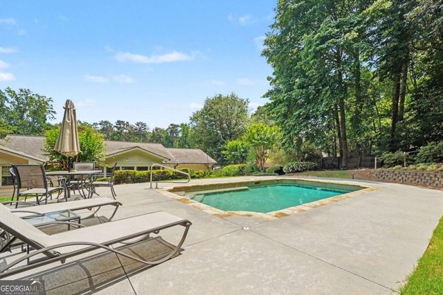 2311 Cumberland Drive SE, Smyrna, GA 30080