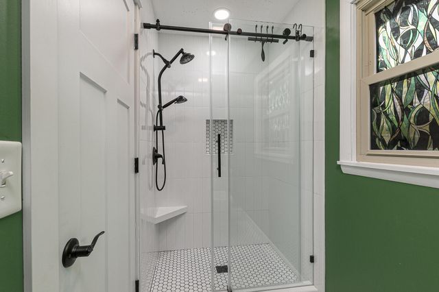 1315 S Oak Run Place, Springfield, MO 65809