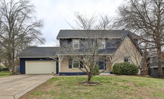 1315 S Oak Run Place, Springfield, MO 65809