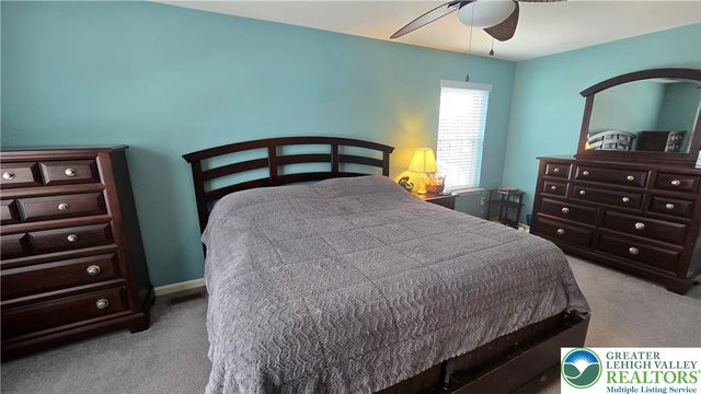 4513 Troxell Drive, Whitehall, PA 18052