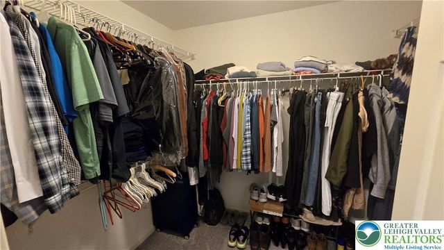 4513 Troxell Drive, Whitehall, PA 18052