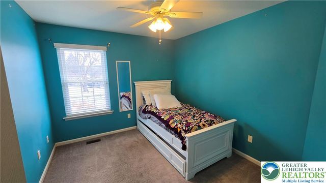 4513 Troxell Drive, Whitehall, PA 18052