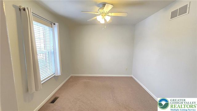 4513 Troxell Drive, Whitehall, PA 18052