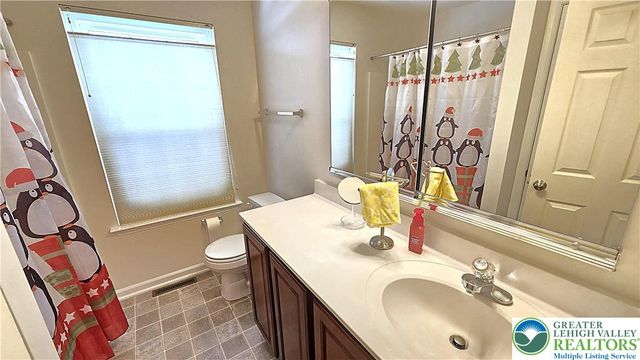 4513 Troxell Drive, Whitehall, PA 18052