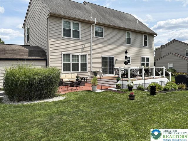 4513 Troxell Drive, Whitehall, PA 18052