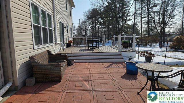 4513 Troxell Drive, Whitehall, PA 18052