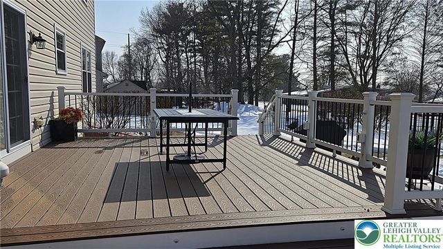 4513 Troxell Drive, Whitehall, PA 18052