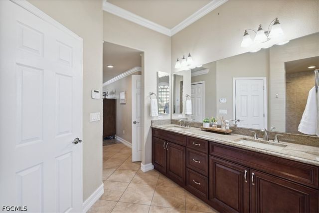 1726 NW 2 TER, Cape Coral, FL 33993