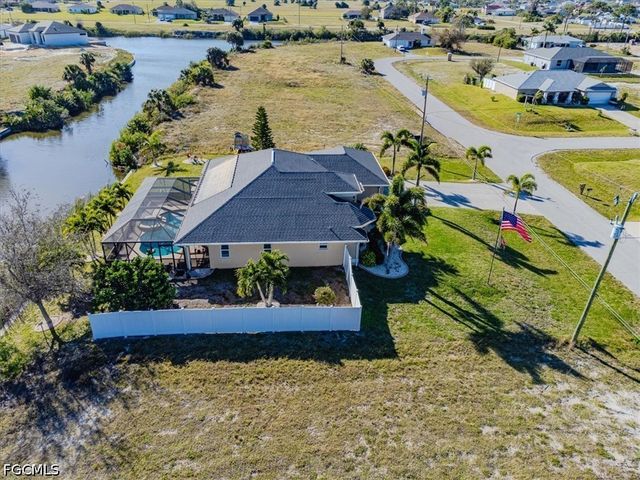 1726 NW 2 TER, Cape Coral, FL 33993