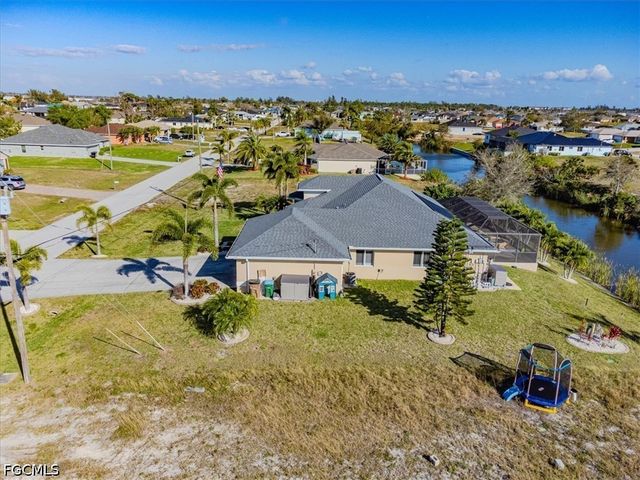 1726 NW 2 TER, Cape Coral, FL 33993