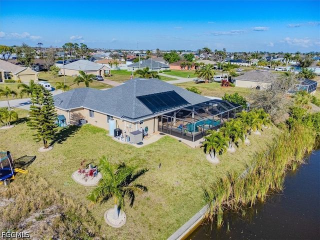 1726 NW 2 TER, Cape Coral, FL 33993