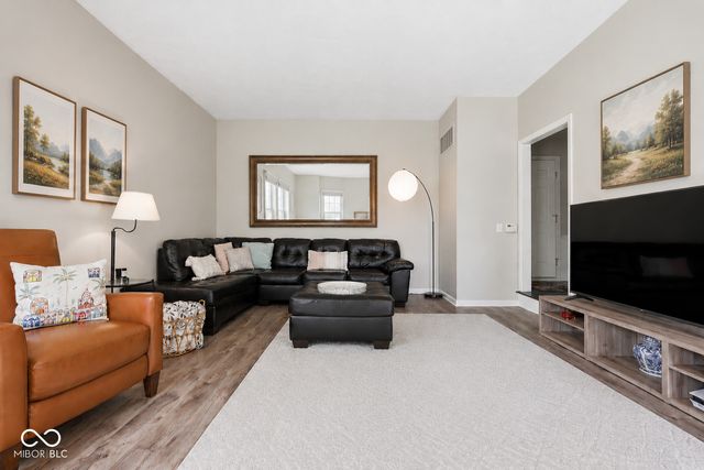 12437 Springbrooke Run, Carmel, IN 46033