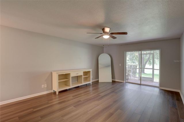 9516 CHARLESBERG DRIVE, Tampa, FL 33635