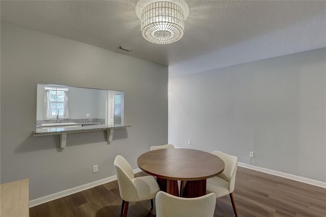 9516 CHARLESBERG DRIVE, Tampa, FL 33635