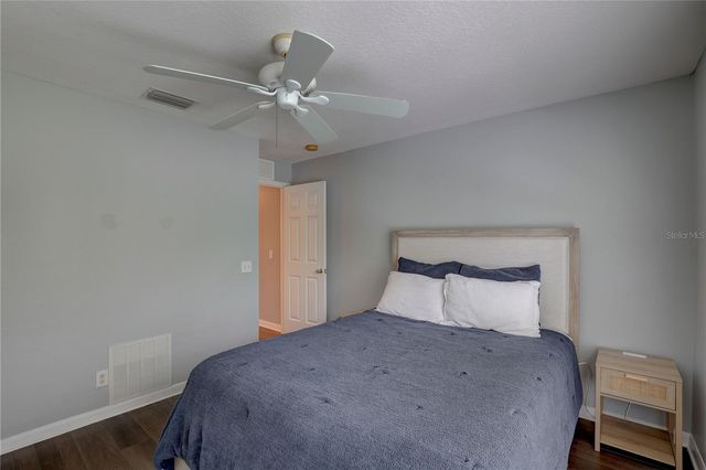 9516 CHARLESBERG DRIVE, Tampa, FL 33635