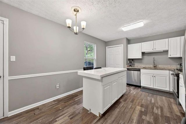 234 Hudson Cir, Douglasville, GA 30134