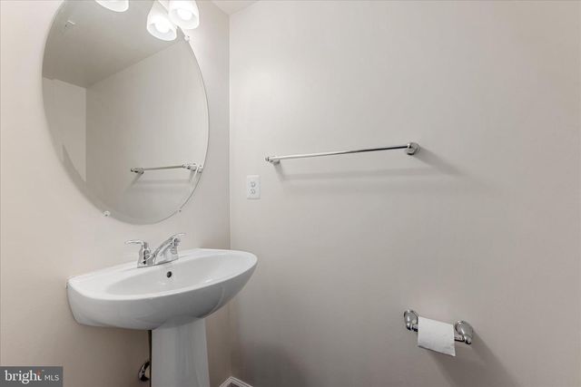 109 SEQUOIA DR, Winchester, VA 22602