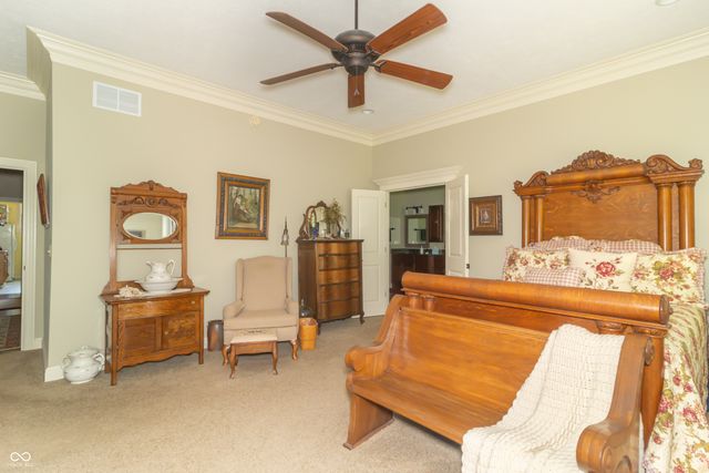 154 Hidden Glen Drive, Greenfield, IN 46140