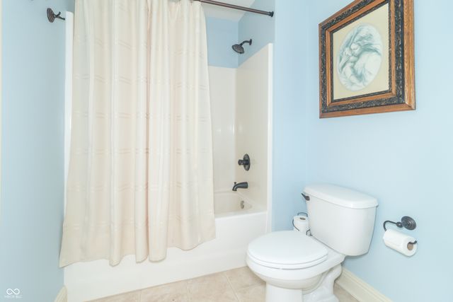 154 Hidden Glen Drive, Greenfield, IN 46140