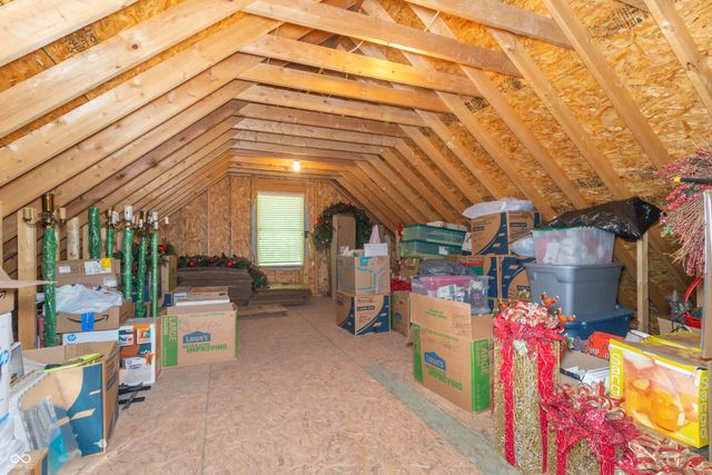 154 Hidden Glen Drive, Greenfield, IN 46140