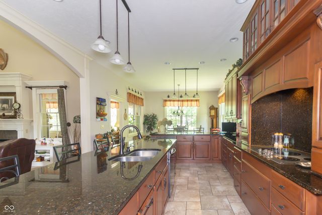 154 Hidden Glen Drive, Greenfield, IN 46140