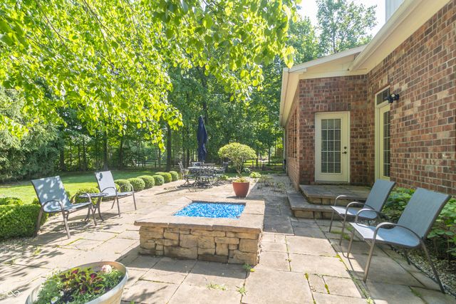 154 Hidden Glen Drive, Greenfield, IN 46140