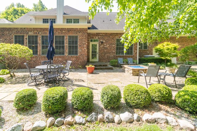154 Hidden Glen Drive, Greenfield, IN 46140