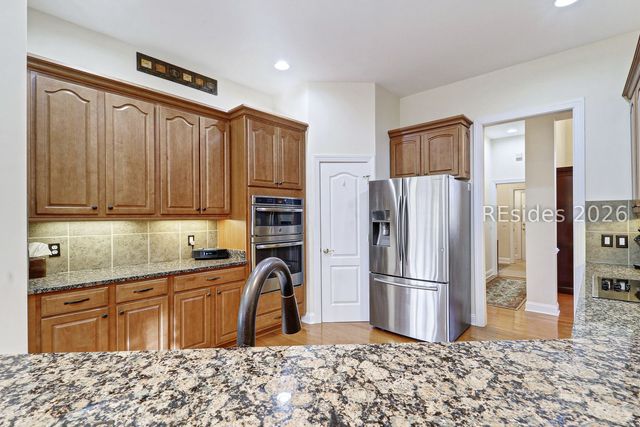 102 Hampton Hall Blvd, Bluffton, SC 29910