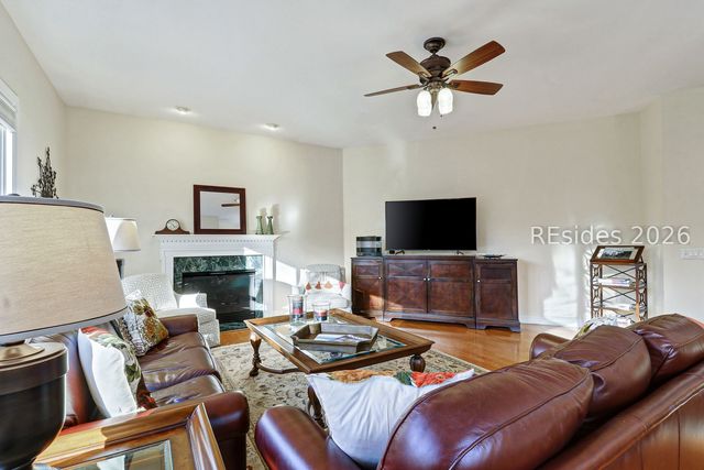 102 Hampton Hall Blvd, Bluffton, SC 29910