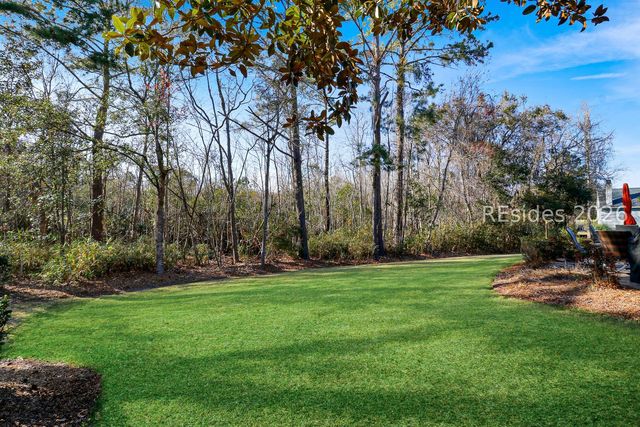 102 Hampton Hall Blvd, Bluffton, SC 29910