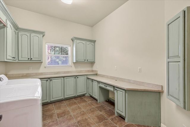 1400 Lewis Drive, Kaufman, TX 75142