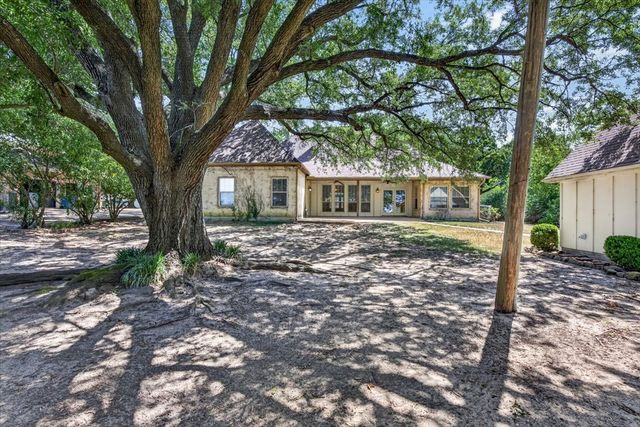 1400 Lewis Drive, Kaufman, TX 75142