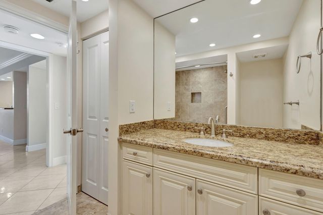 601 Brackenwood Cove, Palm Beach Gardens, FL 33418