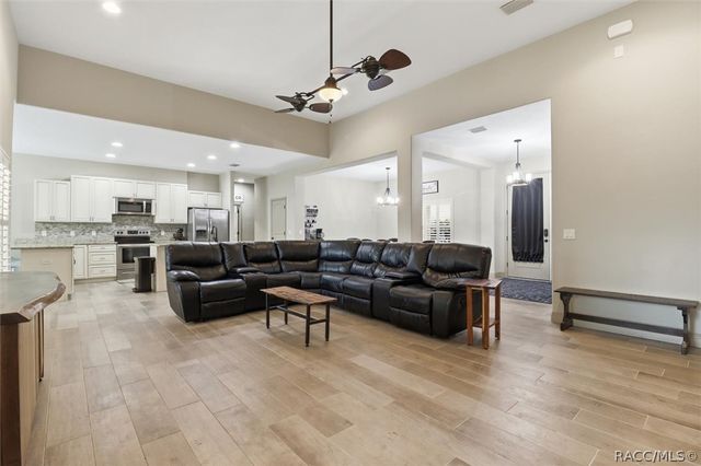 2463 W Axelwood Drive, Beverly Hills, FL 34465