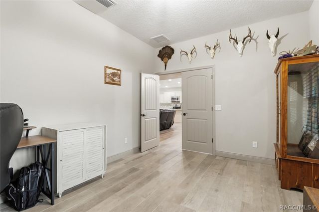 2463 W Axelwood Drive, Beverly Hills, FL 34465