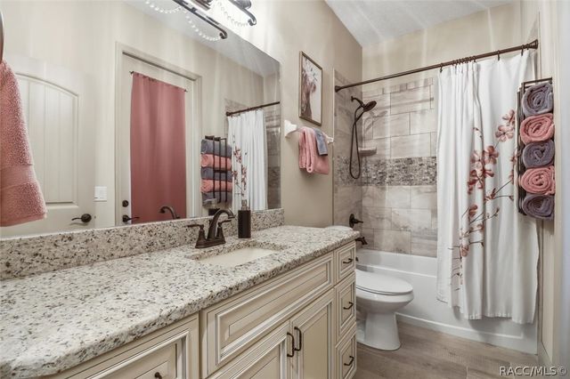 2463 W Axelwood Drive, Beverly Hills, FL 34465