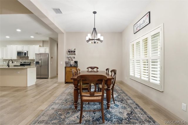 2463 W Axelwood Drive, Beverly Hills, FL 34465