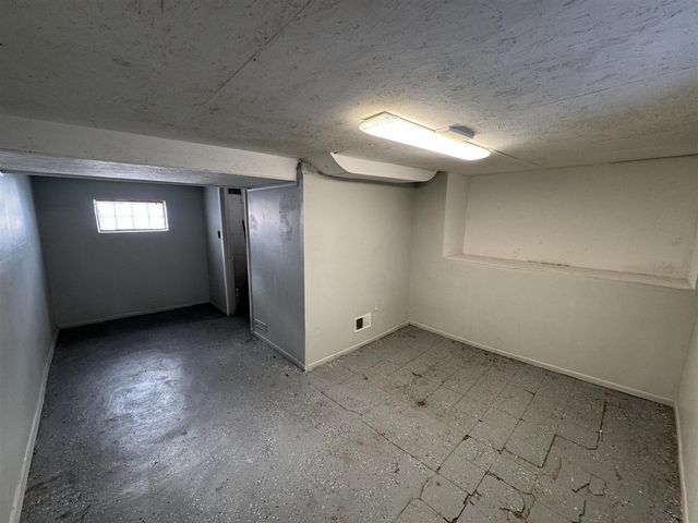17125 Dora Street, Melvindale, MI 48122