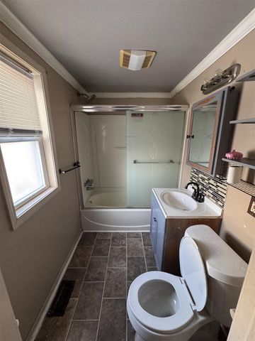 17125 Dora Street, Melvindale, MI 48122