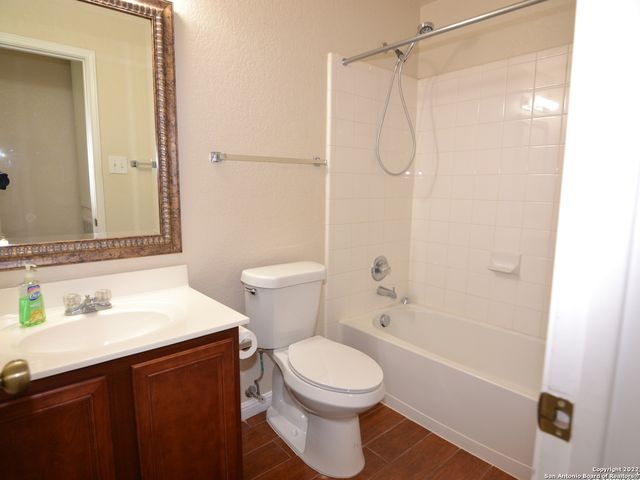 11116 VOLLMER LN, San Antonio, TX 78254
