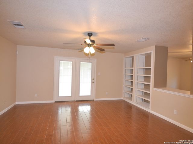 11116 VOLLMER LN, San Antonio, TX 78254