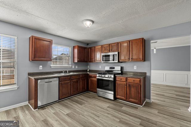 541 Hamlet Drive, Hampton, GA 30228