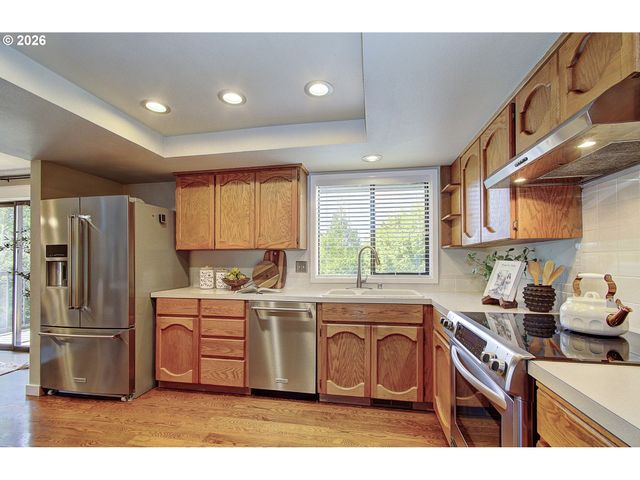 700 Ne 159TH Ct, Vancouver, WA 98684