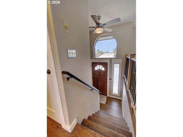 700 Ne 159TH Ct, Vancouver, WA 98684
